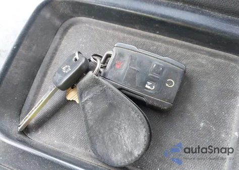 2016 Chevrolet Silverado 1500 1Lt from USA, damaged, VIN 1GCVKREC4GZ200327